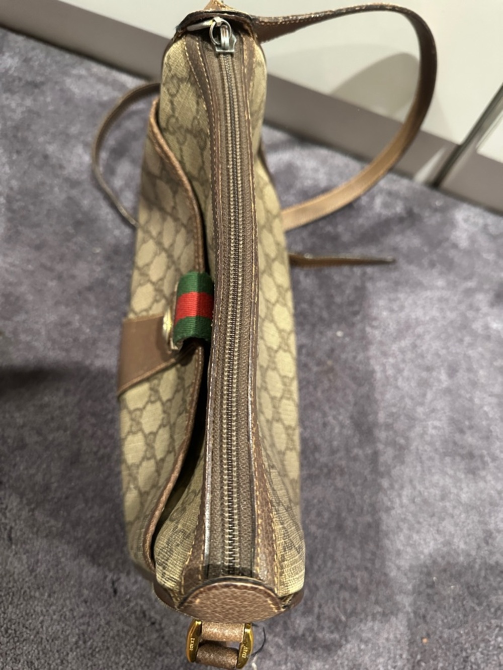 Gucci Beige Brown GG Canvas Crossbody with Green-Red Web Detail - Picture 9 of 17